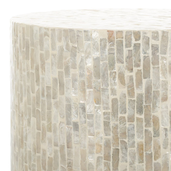 Safavieh Scarlett Round Accent Table - Elegant Capiz Shell Design, Compact Nightstand For Timeless Style ACC1808A