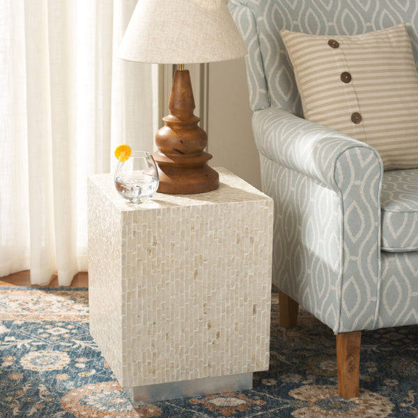 Safavieh Scarlett Square Accent Table - Handcrafted Capiz With Coastal Charm For Living Room & Bedroom Decor ACC1809A