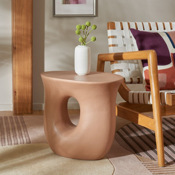 Safavieh Irelyn Accent Table - Sculptural Elegance With Organic Silhouette And Textured Finish For Any Room Terracotta ACC2806C