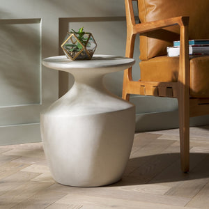 Safavieh Jaiya Accent Table - Sculptural Modern Side Table For Living Rooms, Bedrooms, And Small Spaces White ACC2811A