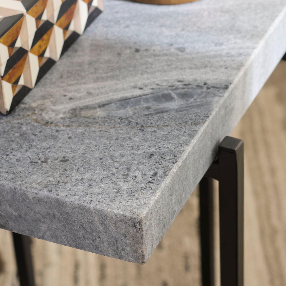 Safavieh Aloha Marble Side Table - Grey & Black Modern Design For Stylish Living Room & Bedroom Spaces  Metal & Marble Acc3748a
