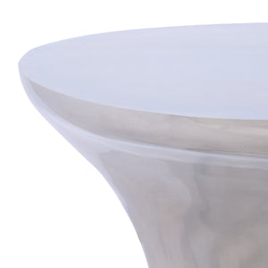 Safavieh Capery Side Table - Elegant Silver Modern Design, Sturdy Metal Construction & Chic Home Accent Silver Metal Acc5514a