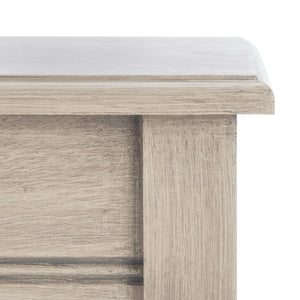 Safavieh Tinsley Square Accent Table - Versatile Sculptural Design With Timeless Craftsmanship For Any Space Greige ACC5716A