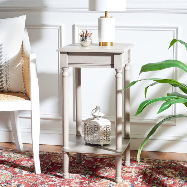 Safavieh Tinsley Square Accent Table - Versatile Sculptural Design With Timeless Craftsmanship For Any Space Greige ACC5716A