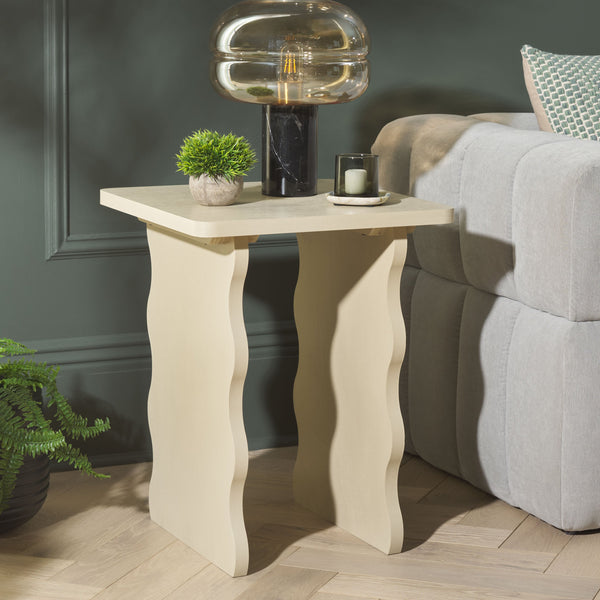 Safavieh Preslyn Accent Table - Elegant Design To Enhance Your Living Space With Warmth And Style Sand Pine Wood,Mdf Acc5735a