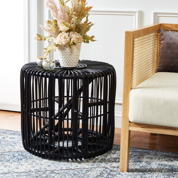Safavieh Jabez Round Accent Table - Island-Inspired Rattan Design For Coastal And Bohemian Living Spaces Black ACC6502B