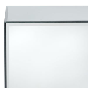 Safavieh Betony Mirrored Accent Table – Chic Cube Design For Modern Interiors, Versatile Glamour & Brightness ACC9704A