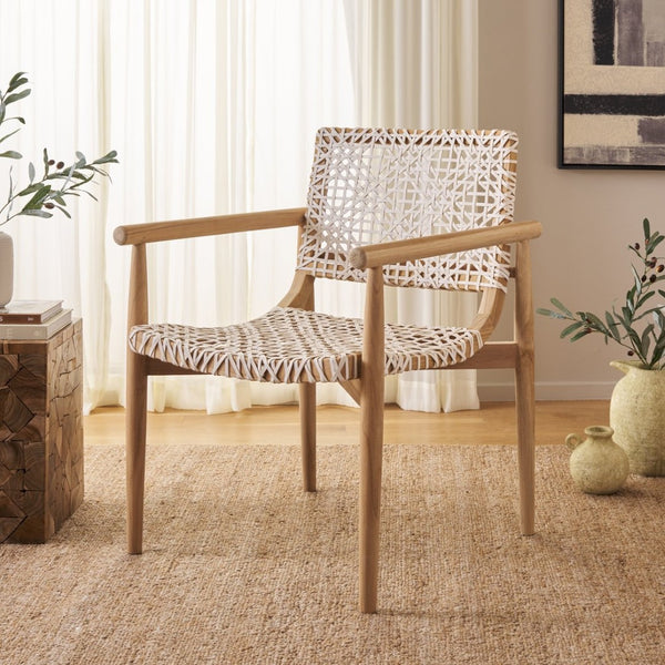 Safavieh Sianna Accent Chair – Sculptural Design With Curved Back, Woven Leather Seat, Teak Legs & Versatile Style ACH1200E