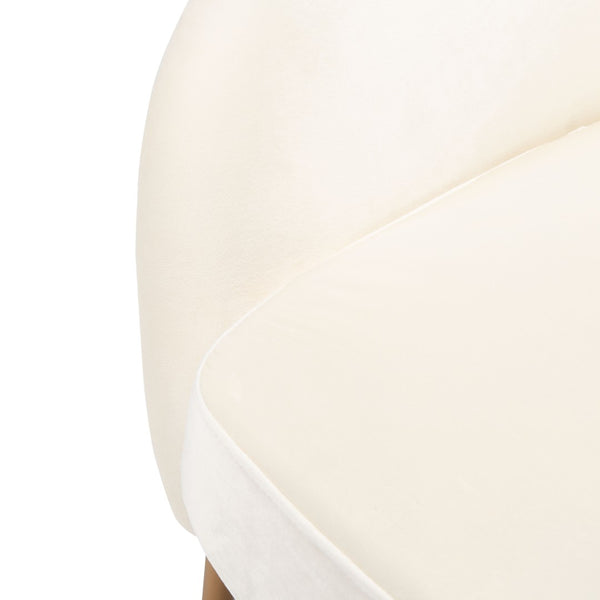 Safavieh Eleazer Luxurious Velvet Accent Chair With Shell-Inspired Design For Sophisticated Living Spaces Cream Velvet/Gold ACH6202A
