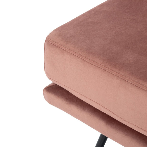 Safavieh Kermit Chic Mid-Century Accent Chair - Plush Seating For Stylish Living Rooms And Cozy Nooks Dusty Rose Velvet/Matte Black ACH6210A