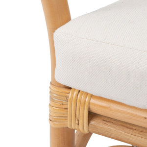 Safavieh Dustin Coastal Rattan Accent Chair With Plush Cushion For Relaxed Seaside-Inspired Living Spaces Natural/White ACH6517B
