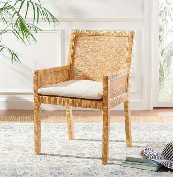 Safavieh Sarai Accent Chair - Coastal Chic Design With Removable Cushion For Stylish Living Spaces And Nooks Natural/White ACH6520A