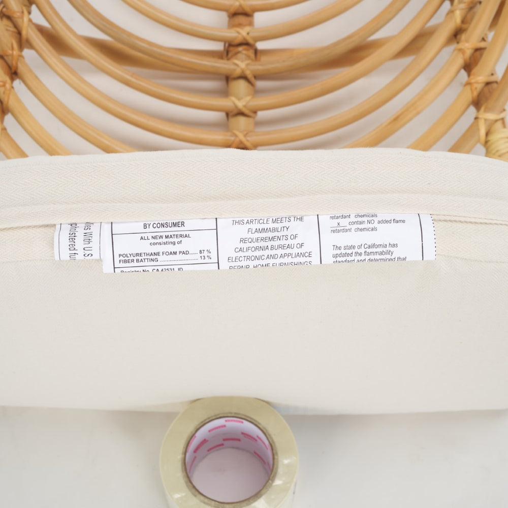 Safavieh Aragorn Accent Chair with Cushion White / Black ACH6529A