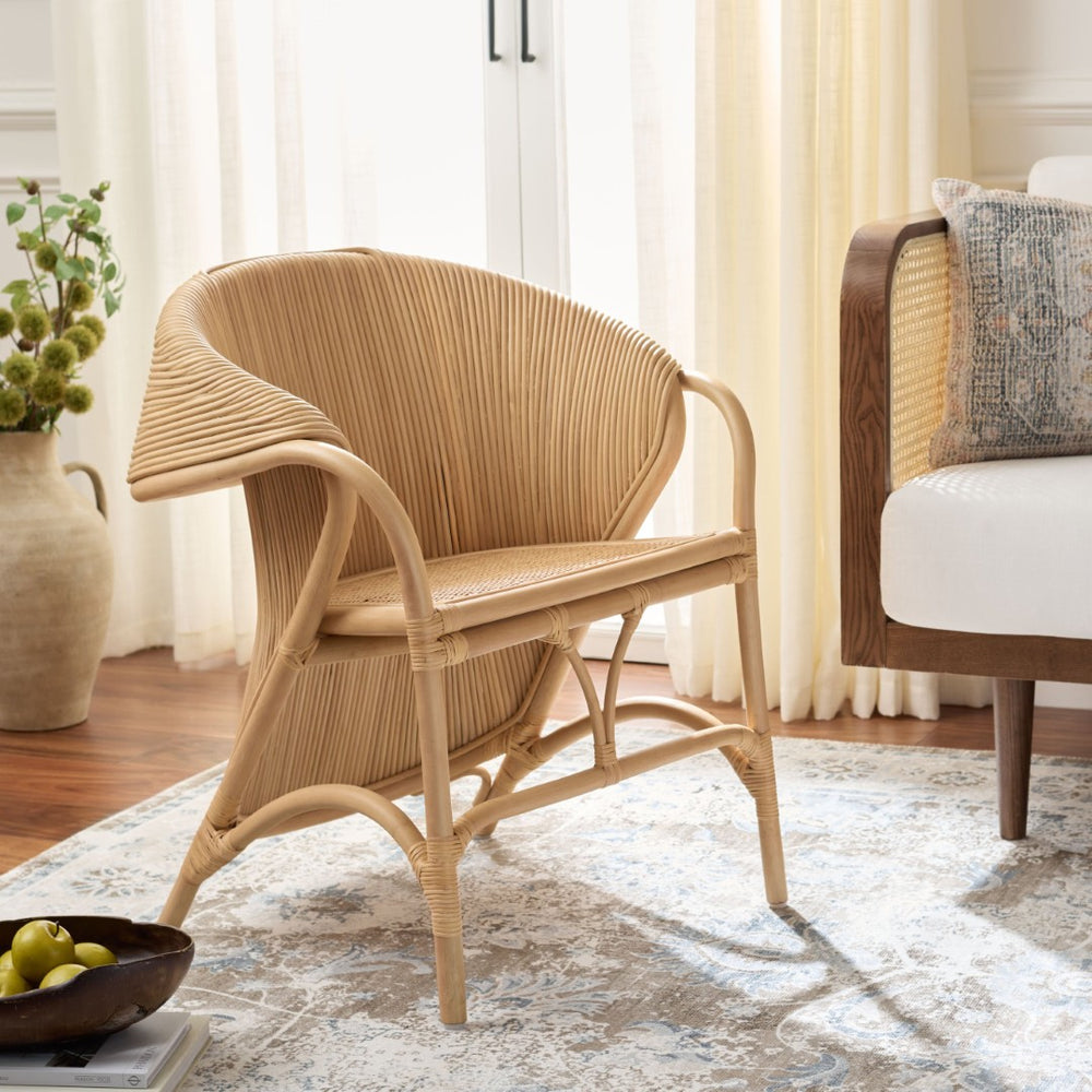 Safavieh Alyona Rattan Arm Chair - Handcrafted Coastal Charm For Indoor & Outdoor Spaces, Lightweight & Durable ACH6700A