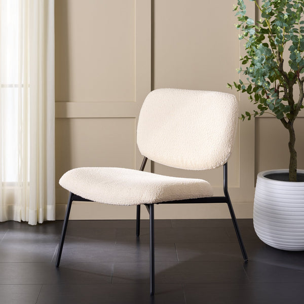 Safavieh Alicai Accent Chair - Elegant Comfort And Stylish Design For Any Room, Perfect For Relaxation And Decor Creme ,Black Metal,Plywood,Fabric,Foam Ach7502a