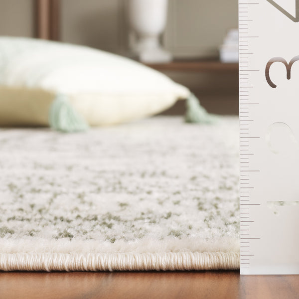 Safavieh Adirondack 108 Power Loomed Transitional Rug Ivory / Dark Green 5'-1" x 7'-6"