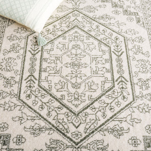 Safavieh Adirondack 108 Power Loomed Transitional Rug Ivory / Dark Green 5'-1" x 7'-6"