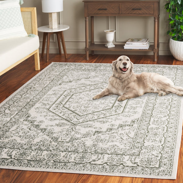 Safavieh Adirondack 108 Power Loomed Transitional Rug Ivory / Dark Green 5'-1" x 7'-6"