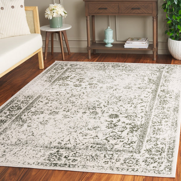 Safavieh Adirondack 109 Power Loomed Transitional Rug Ivory / Dark Green 5'-1" x 7'-6"