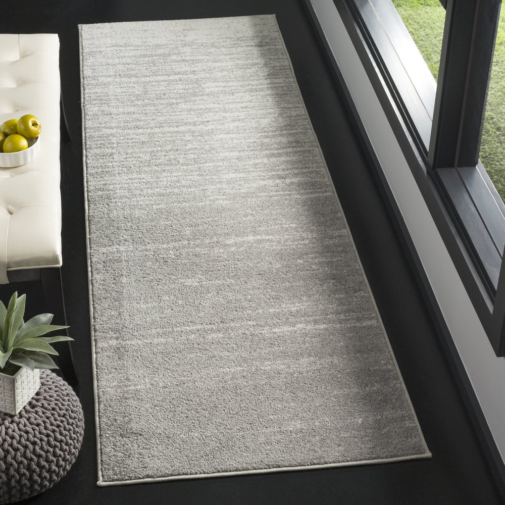 Safavieh Adirondack Oval Light Grey/Grey Rug 6'X8' — Power-Loomed Turkey, Jute-Blend, Minimalist Modern Elegance ADR113C-68OV