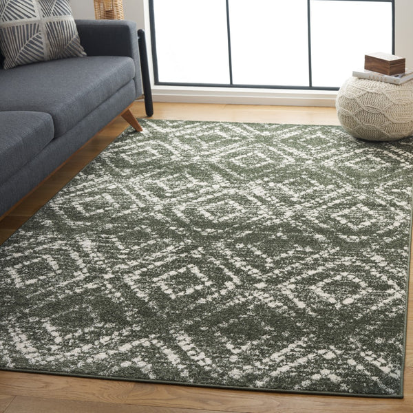 Safavieh Adirondack 131 Power Loomed Transitional Rug Dark Green / Ivory 5'-1" x 7'-6"