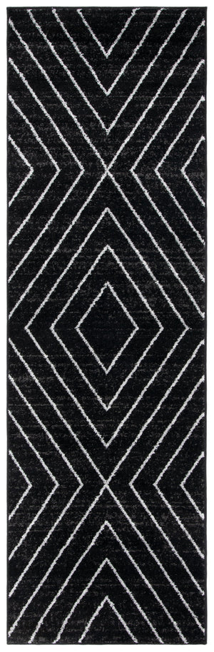 Safavieh Adirondack Modern Chevron Area Rug Black & Light Grey — Durable Low-Profile Power-Loomed Design, Made In Turkey 6'-0" x 9'-0" ADR251F-6