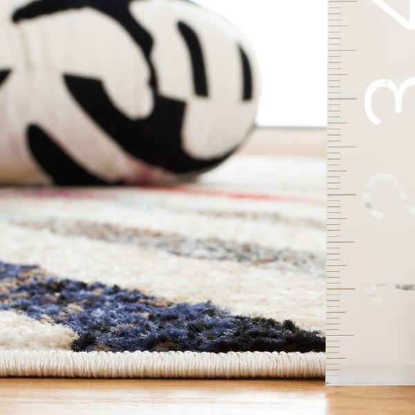 Safavieh Adirondack 291 Power Loomed 55% Polypropylene, 40% Jute, 5% Polyester Bohemian Rug Ivory / Grey Rust ADR291A-9