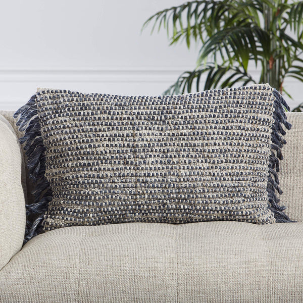 Jaipur Living Jaipur Living Honaz Wool Blend Lumbar Pillow Cover with Fringe Tassel Global Boho PLC102362