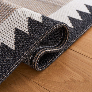 Safavieh Augustine 438 Power Loomed  Rug AGT438B-8SQ