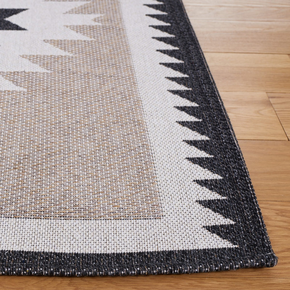 Safavieh Augustine 438 Power Loomed  Rug AGT438B-8SQ