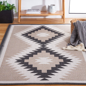 Safavieh Augustine 438 Power Loomed  Rug AGT438B-8SQ