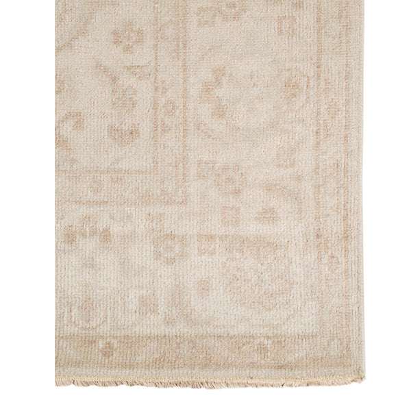 Ainsley Hand-knotted Wool Viscose Area Rug with Bordered Motif for Living Room Decor