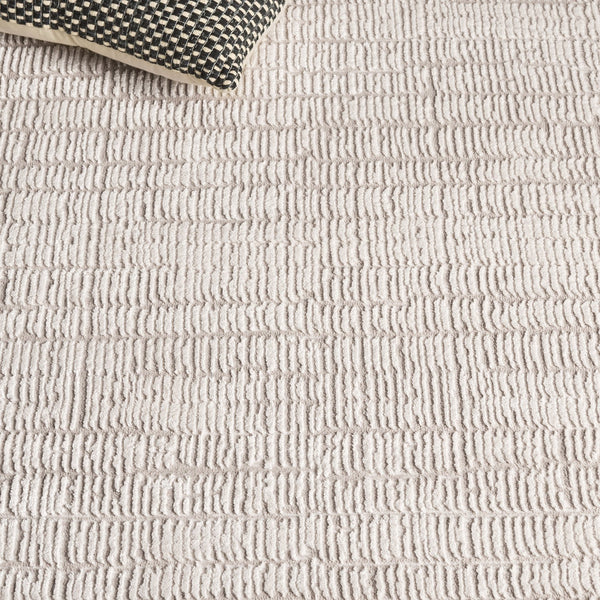 Safavieh Alba Power-Loomed Ivory Beige Area Rug 5'3"X7'6" — Low-Profile Modern Design, Durable Jute Backing ALB122A-5