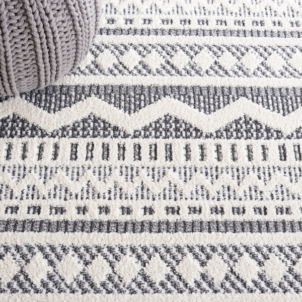 Safavieh Alamo Sophisticated Charcoal And Ivory Runner Rug - Timeless Elegance For Modern Home Décor Charcoal ,Ivory Polyester Alm716h-9