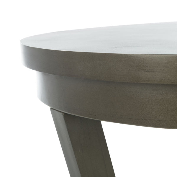 Safavieh Monty End Table - Elegant Saddle Brown Accent With Storage Shelf, Perfect For Any Room Decor AMH1520B