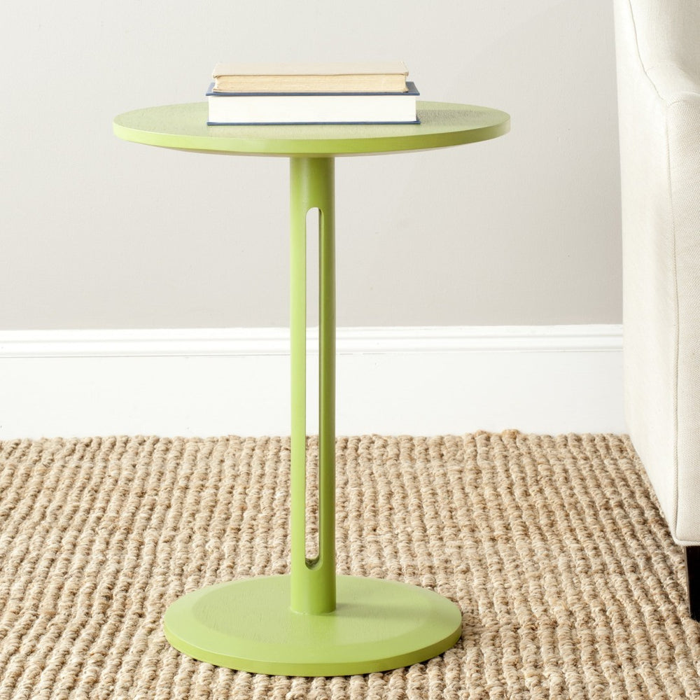 Safavieh Bartel End Table - Vibrant Green Accent Piece In Sustainable Bayur Wood For Modern Interiors AMH4627A