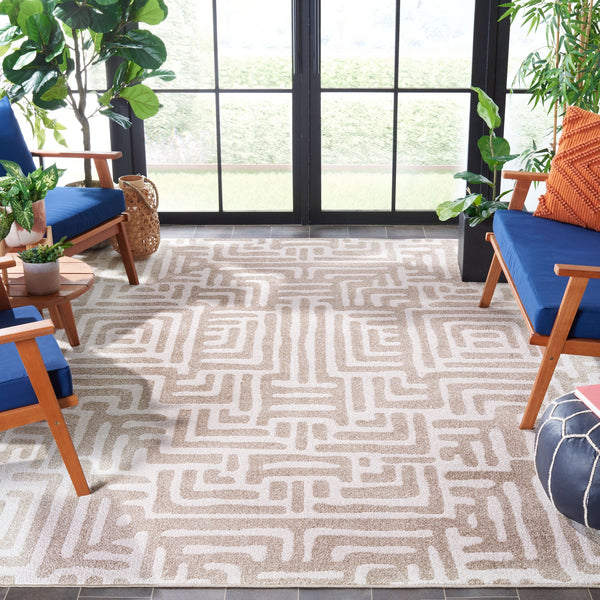 Safavieh Amherst Area Rug - Timeless Geometric Design For Modern Living Spaces, Durable & Eco-friendly Comfort Beige ,Cream 67% Polypropylene 18% Fibrillated Polypropylene 8% Latex 7% Poly,Cotton(Warp) Amt443s-5