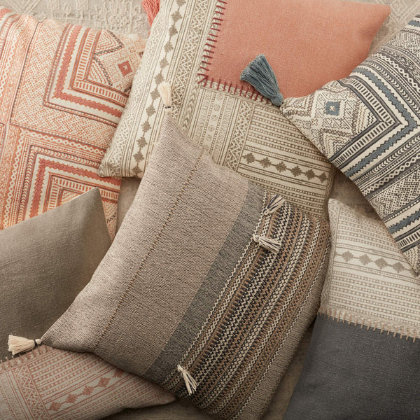 Jaipur Living Vibe by Jaipur Living Cainen Cotton Stripe Pillow Cover with Tassel Trim Boho Flair PLC102388