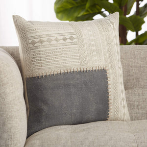 Jaipur Living Vibe by Jaipur Living Ayami Hand Embroidered Cotton Tribal Throw Pillow for Boho Rooms Gray / Cream Poly Fill PLW103658