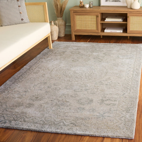 Safavieh Anatolia Serene Light Grey Sage Area Rug — Hand‑Tufted Polyester Low‑Pile Bohemian Accent Rug 4'-0" x 6'-0" AN411G-4