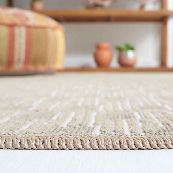 Safavieh Aspect 402 Power Loomed 50% Cotton, 47% Jute, 3% Polyester Natural Fiber Rug Natural / Ivory APE402B-8