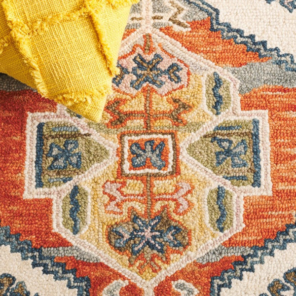 Safavieh Aspen Hand Tufted Wool Accent Rug Bohemian Geometric Pattern for Entryways and Bedrooms 4'-0" x 6'-0" APN106Q-4