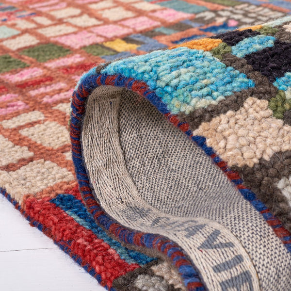 Safavieh Aspen 517 Hand Tufted Bohemian Rug Ivory / Black Wool