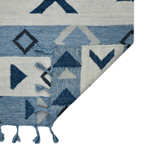 Artifacts Handwoven Wool Flatweave Rug Tribal Southwestern Pattern for Boho Living Spaces