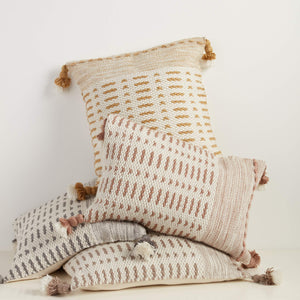 Jaipur Living Jaipur Living Calvert Tasseled Woven Lumbar Pillow Bohemian Tribal Outdoor Accent Tan 13"X21" Lumbar PLW103697