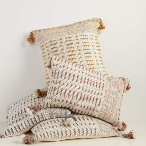 Jaipur Living Jaipur Living Calvert Tasseled Woven Lumbar Pillow Bohemian Tribal Outdoor Accent Tan 13"X21" Lumbar PLW103697
