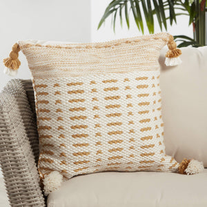 Jaipur Living Jaipur Living Calvert Tasseled Woven Lumbar Pillow Bohemian Tribal Outdoor Accent Gold 18" Square PLW103698