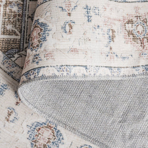 Safavieh Arizona Traditional Oval Area Rug - Timeless Elegance With Floral Patterns For Sophisticated Spaces Taupe ,Beige Polyester Pile Arz109t-5ov