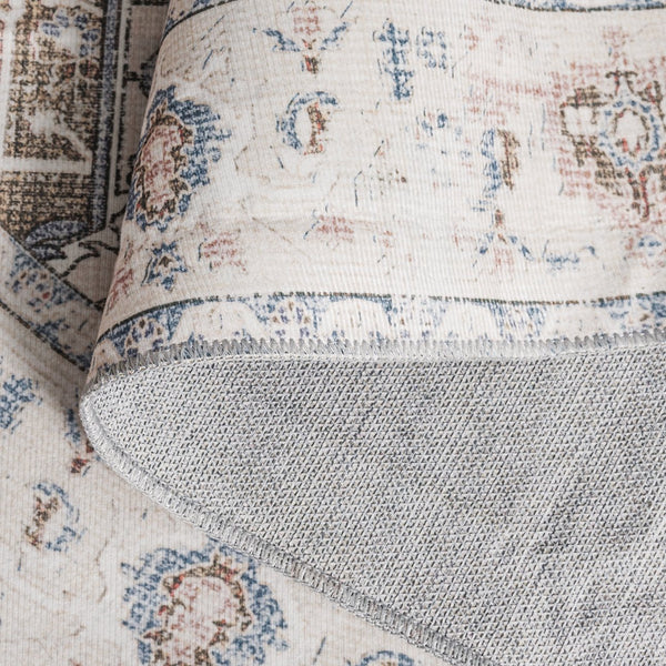 Safavieh Arizona Traditional Oval Area Rug - Timeless Elegance With Floral Patterns For Sophisticated Spaces Taupe ,Beige Polyester Pile Arz109t-5ov