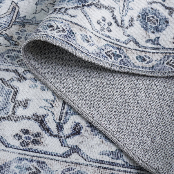 Safavieh Arizona Traditional Area Rug - Timeless Elegance In Ivory And Blue For Modern Living Spaces Ivory ,Blue Polyester Pile Arz123a-5ov